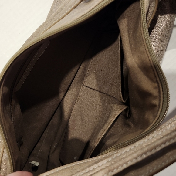 Sondra Roberts Bronze Metallic Bow detail purse Suede Fringe Thick strap - Picture 6 of 8